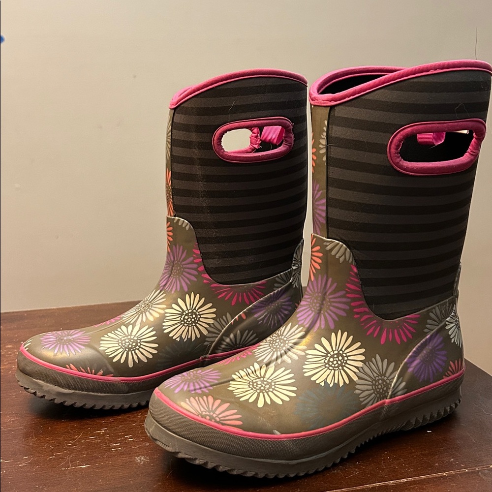 Pink Trim Floral Rain Boots